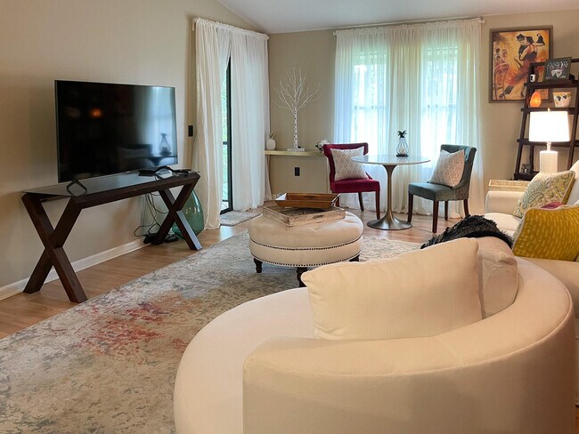Foto del edificio - 13075 Albright Ct
