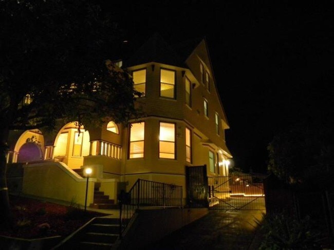 Foto del edificio - 1424 E 31st St