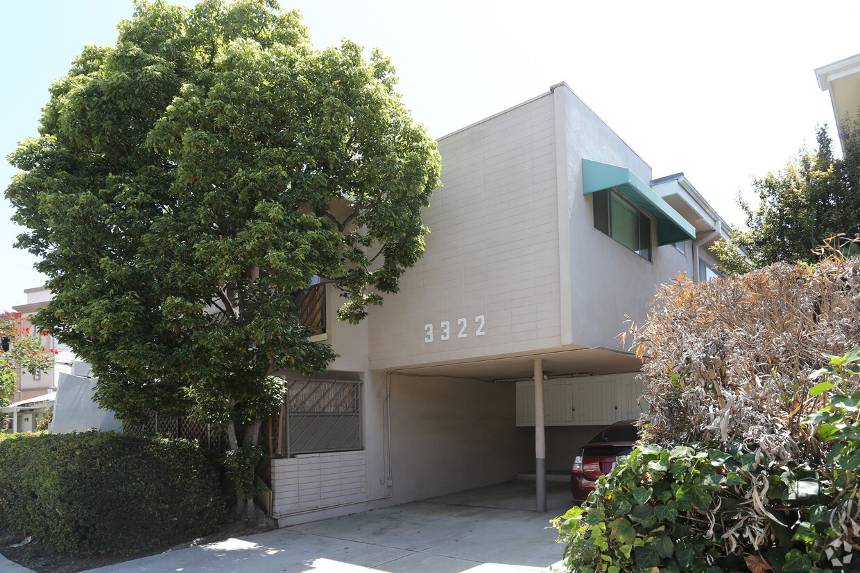 Building Photo - 3322 Bagley Ave