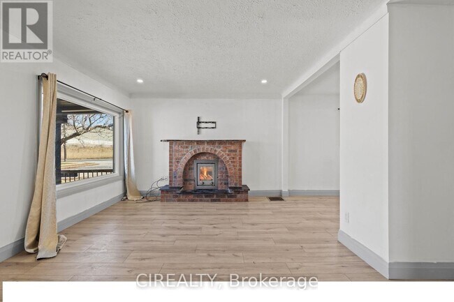 Photo du bâtiment - 14 Elmwood Ave