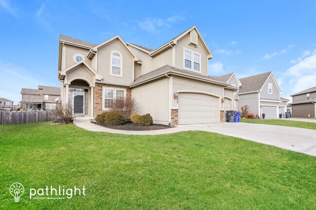 Building Photo - 16434 S Lawson Street, Olathe, KS, 66062