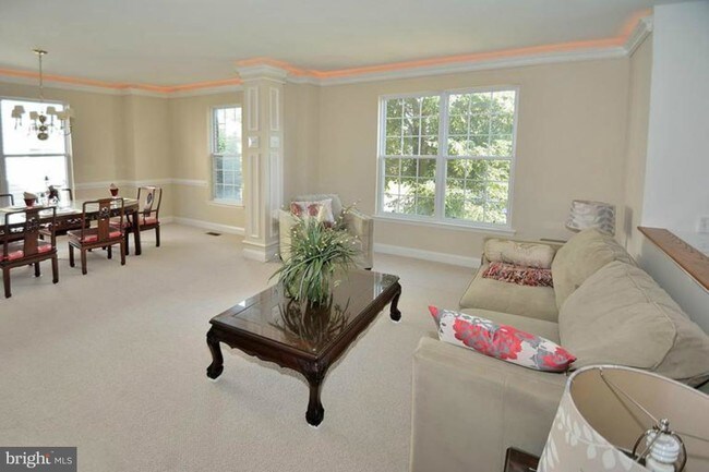 Building Photo - 8908 Garden Stone Ln
