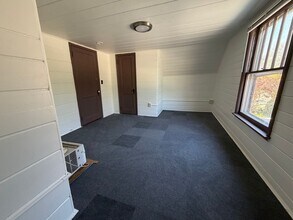 Building Photo - 4020 Monona Dr