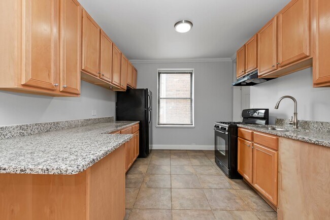 Foto del edificio - South Shore Unit Available Now