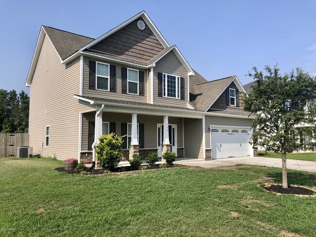 Building Photo - 703 Appling Ct