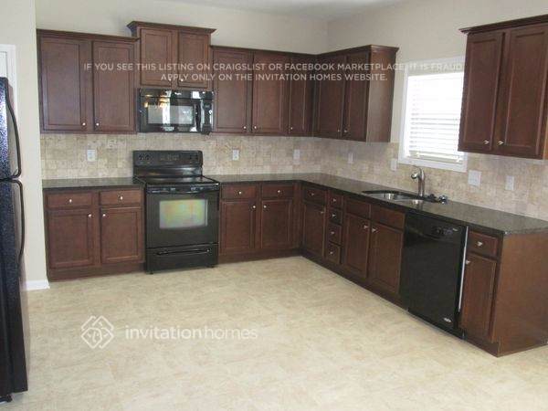 Foto del edificio - 4377 Gateview Dr SW