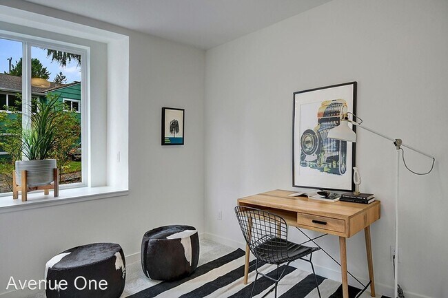 Building Photo - 2 br, 2 bath House - 712 C W Bertona St