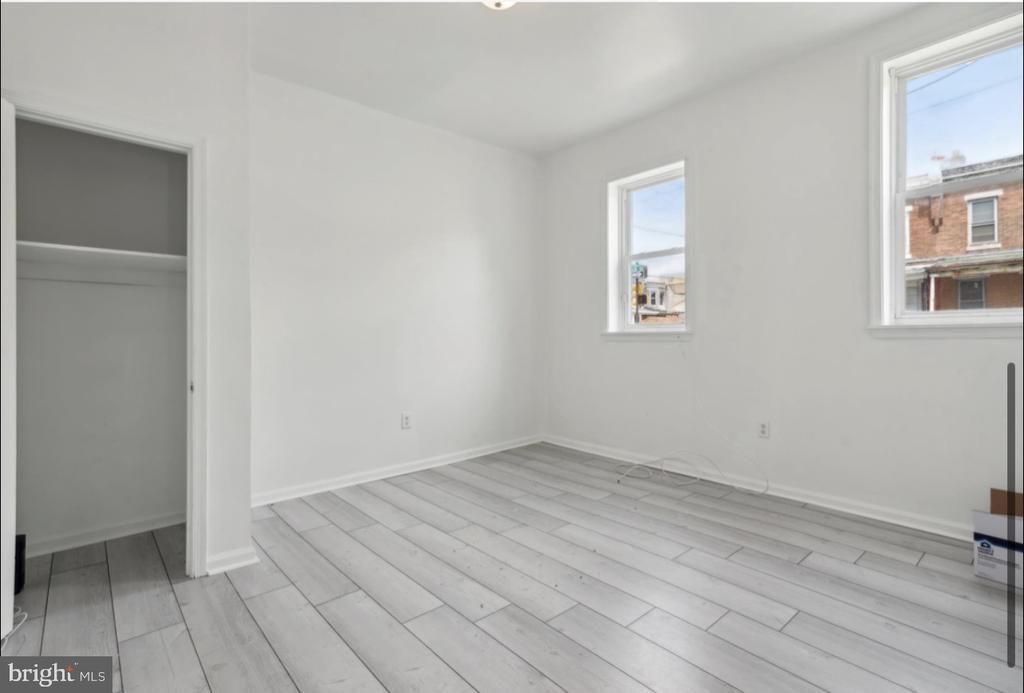 Foto del edificio - 59 N 59th St