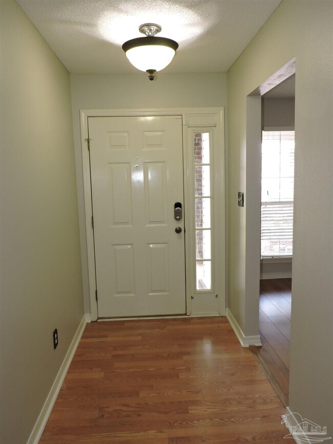 Building Photo - 5097 Chinook Ave