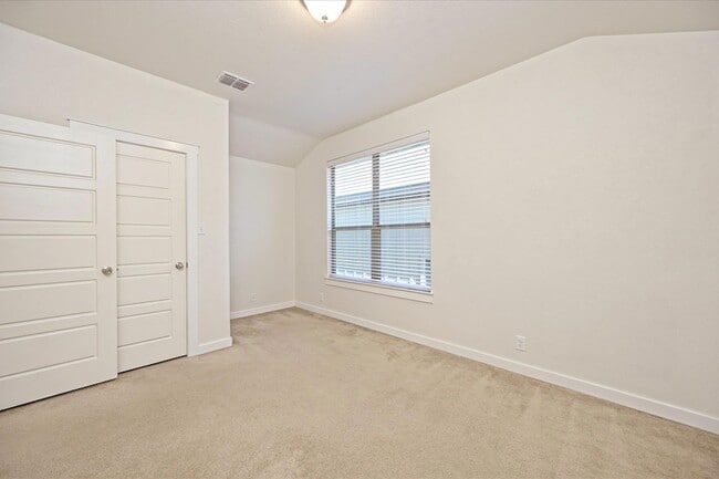 Foto del edificio - 2101 Rivers Edge Way