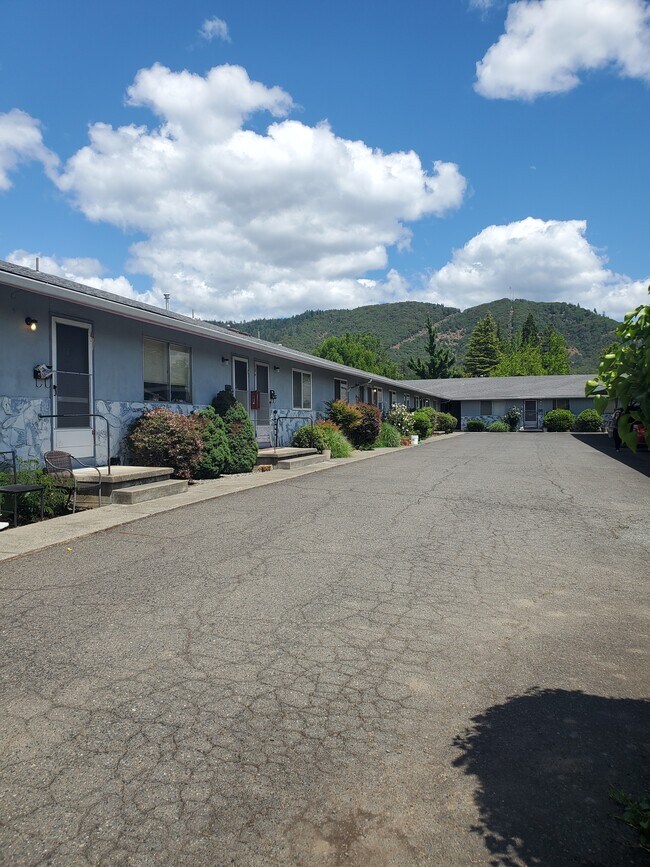 Foto del edificio - 1245 NE 6th St