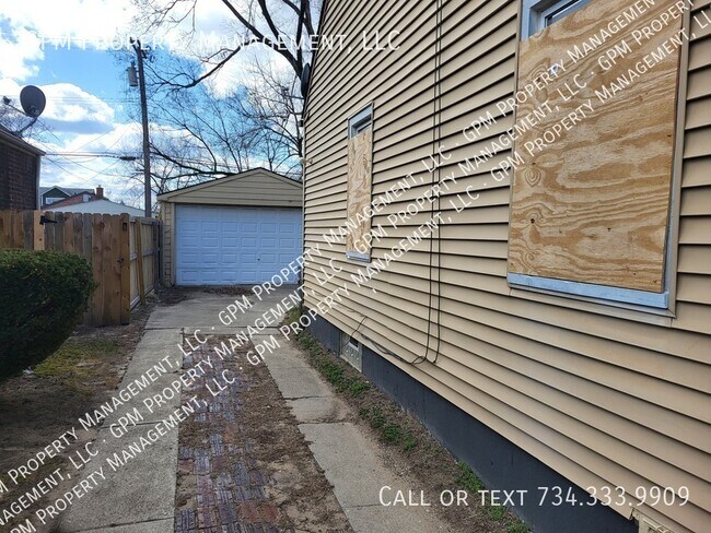 Foto del edificio - 20119 Indiana St