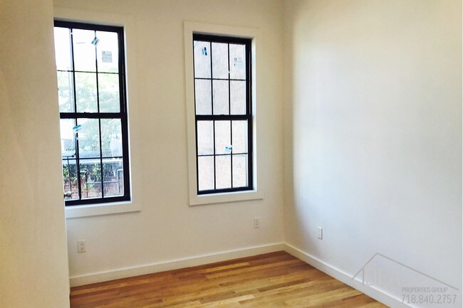 Foto del edificio - 104 Ellery St