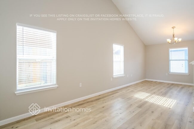 Building Photo - 17801 Powder Creek Dr