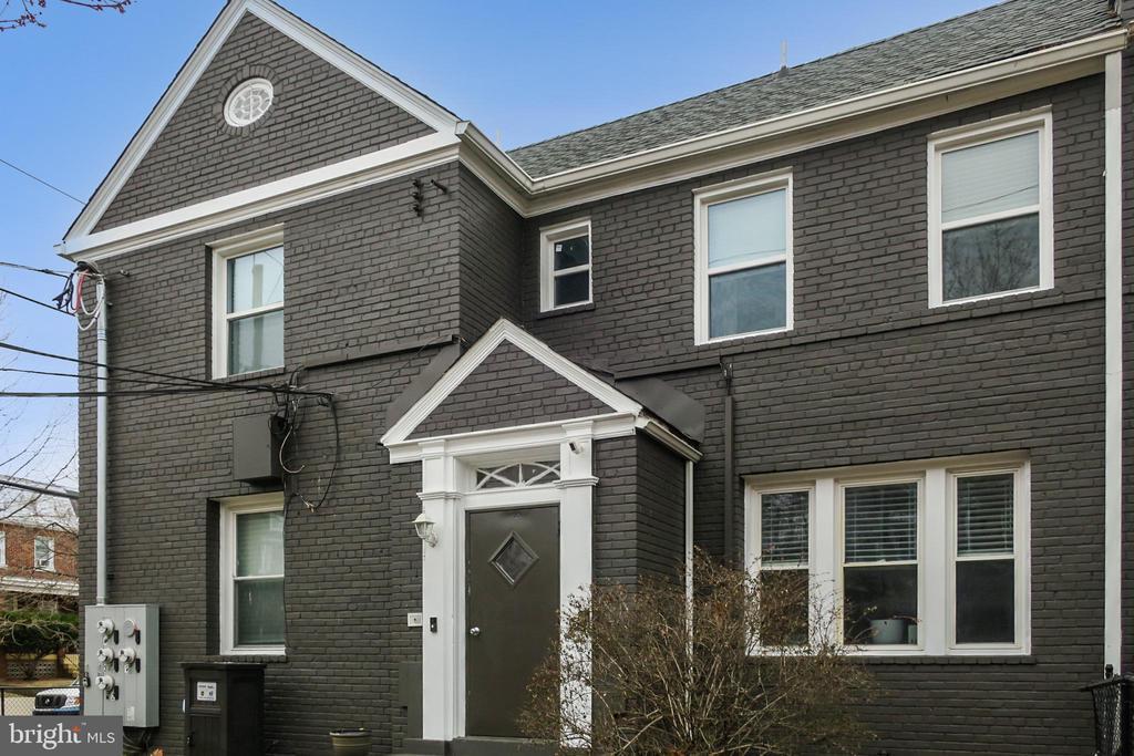 Foto principal - 5300 4th St NW