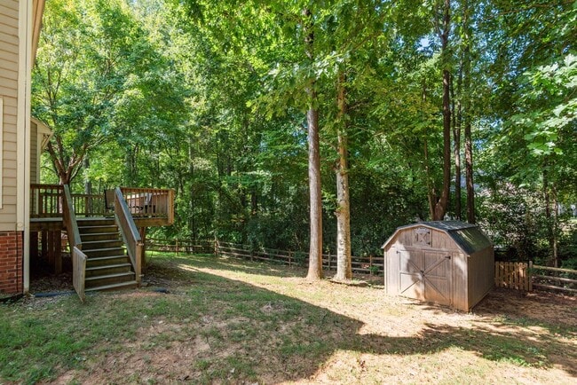 Building Photo - 10024 Avon Farm Ln