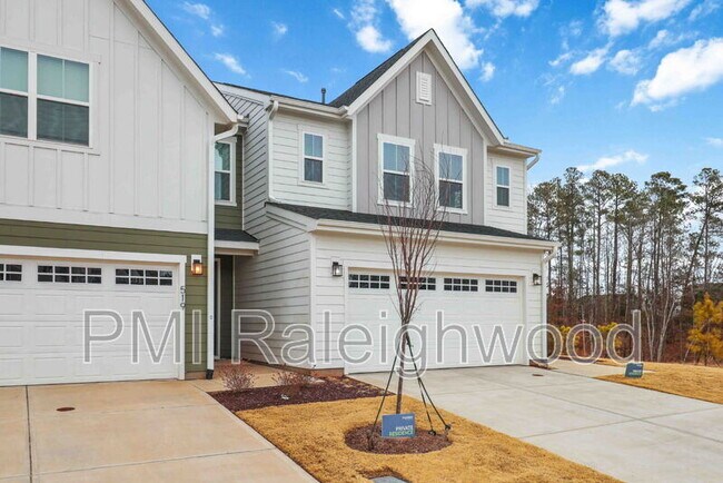 Foto del edificio - 521 Brittany Ct