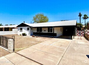 Building Photo - 3322 E Willetta St