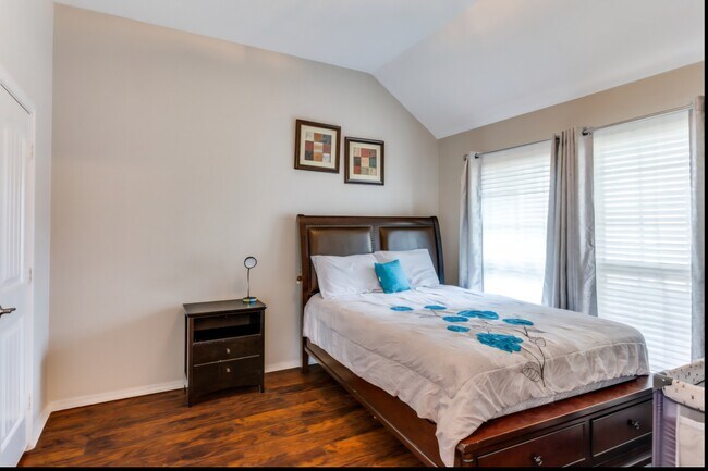 Building Photo - 1105 Jake Cir