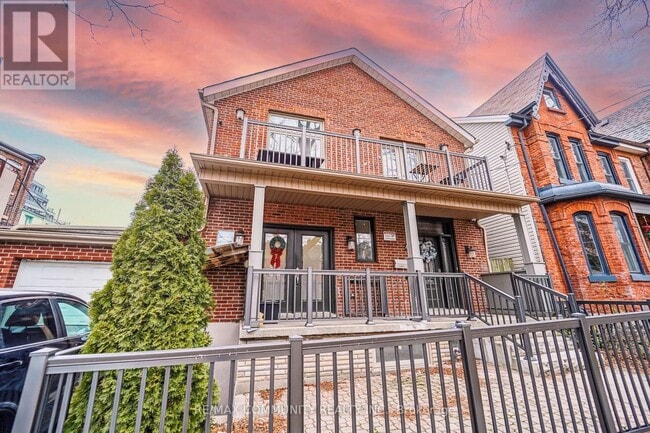 Photo du bâtiment - 4 Lakeview Ave