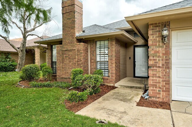 Foto del edificio - Newly Renovated home near Lake Hefner