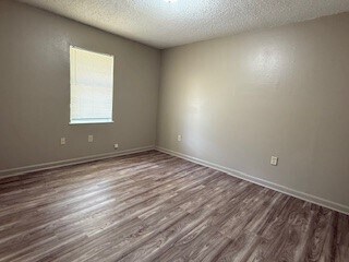Foto del edificio - 45147 Durbin Rd