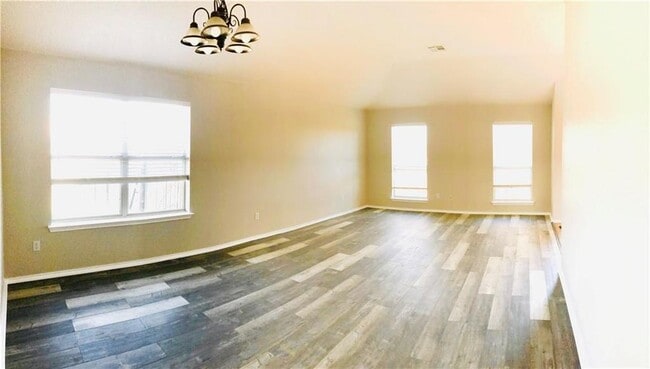 Building Photo - 3750 Sandy Brook Dr