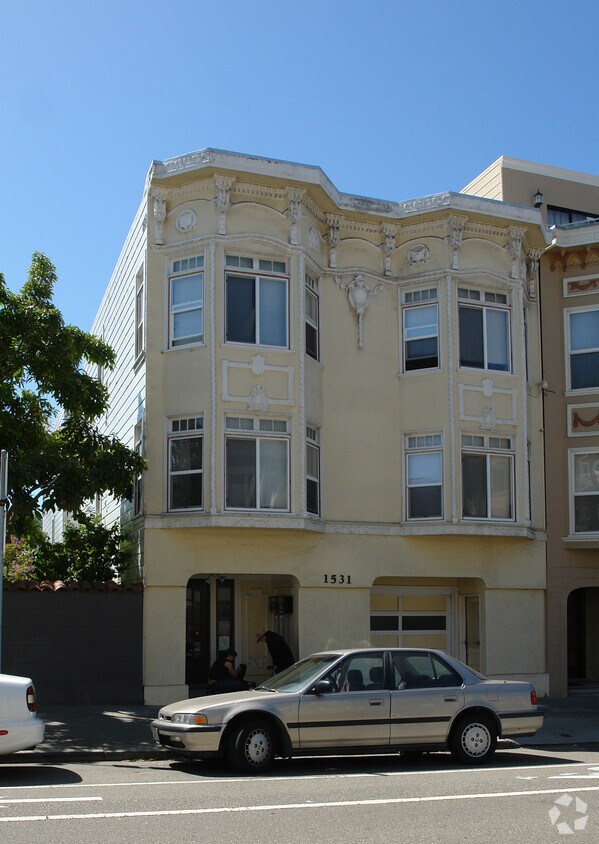 Primary Photo - 1531 Francisco Street
