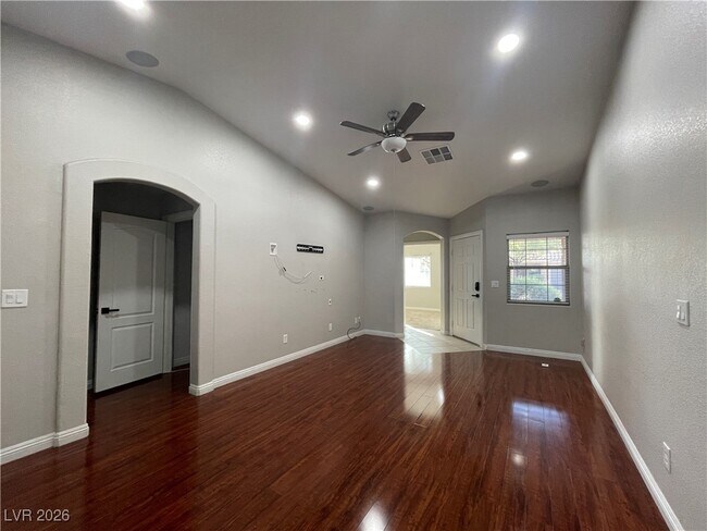 Foto del edificio - 9276 Vervain Ct