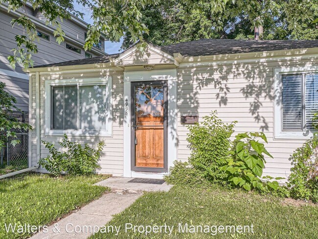 Building Photo - 3 br, 2 bath House - 4995 Vallejo St