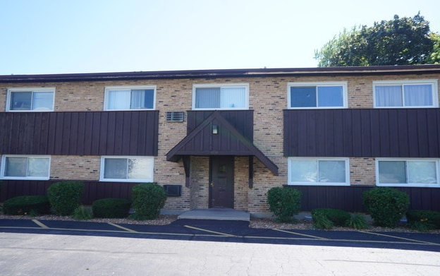 Primary Photo - 4439 Arbor Cir