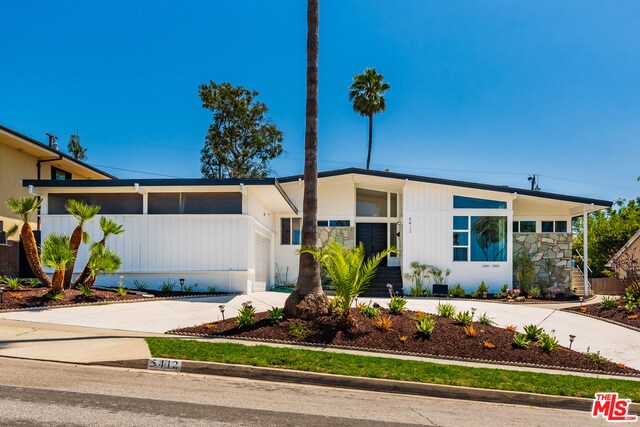 Primary Photo - 5412 S Holt Ave