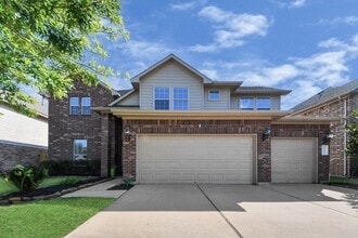 Building Photo - 12506 Short Springs Dr