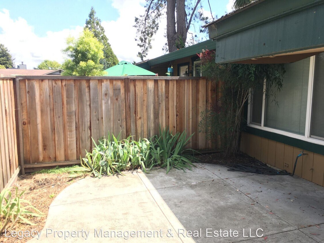 832 Lincoln Ave, Cotati, CA 94931 Apartment for Rent in Cotati, CA