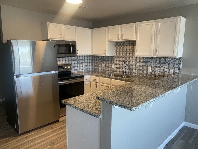 Foto del edificio - 1230 12th Ave SE