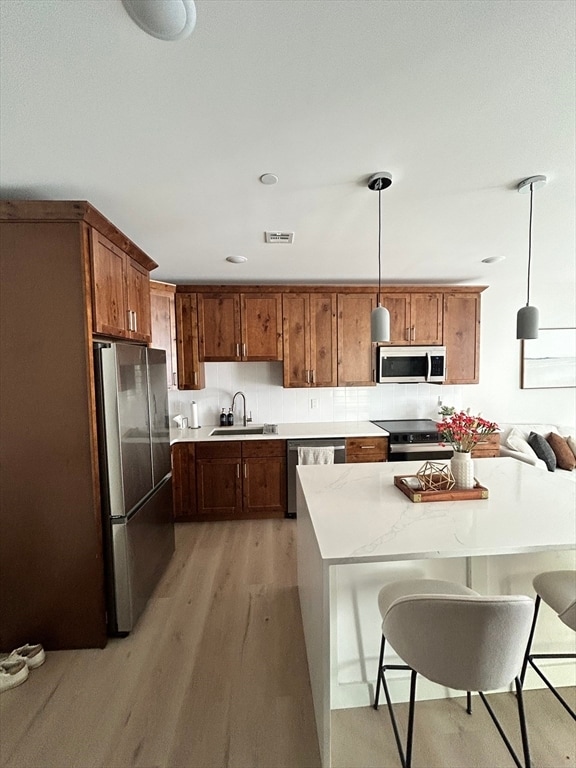 Building Photo - 400 W Broadway