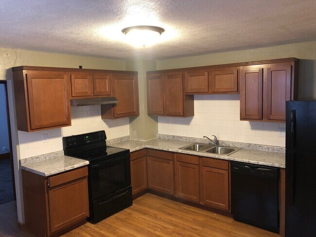 Foto del edificio - Beautiful single family home near downtown...