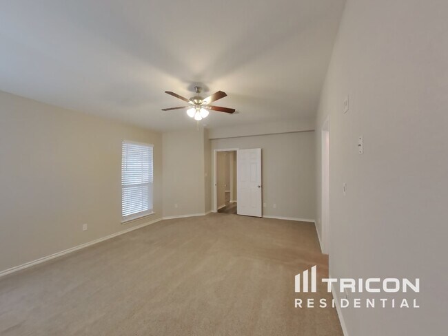 Foto del edificio - 9039 Thomas York Blvd