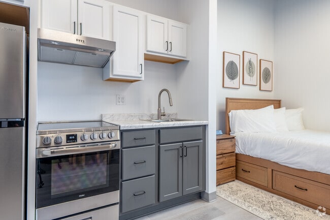 Studio - 293SF - Kitchen - 1101 E South River