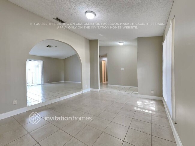Foto del edificio - 21535 Chipmunk Ln