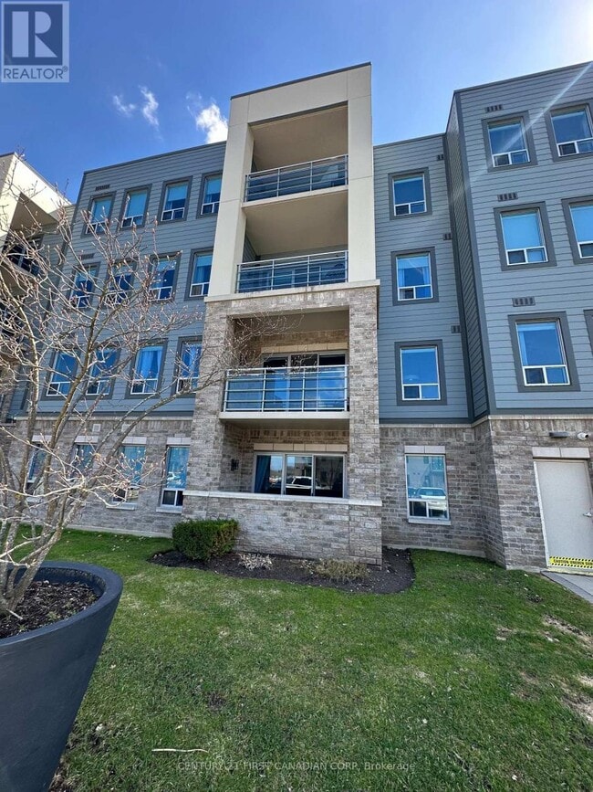 Building Photo - 320 Sugarcreek Trail