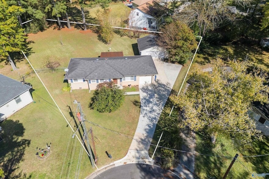 Primary Photo - 1007 Heard Ct SE