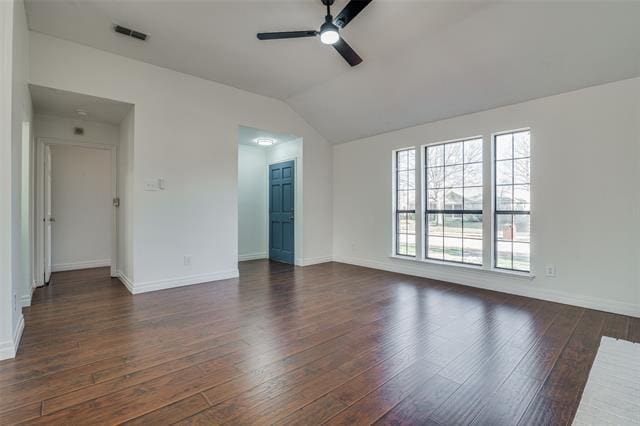 Foto del edificio - 7214 Aberdeen Dr