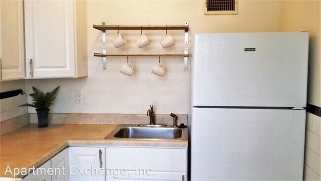 Building Photo - 8161 Whitburn Dr