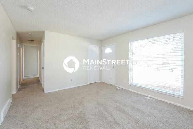 Building Photo - 5 Bedroom Pet-Friendly Home in Broomfield, CO with Main Street Renewal