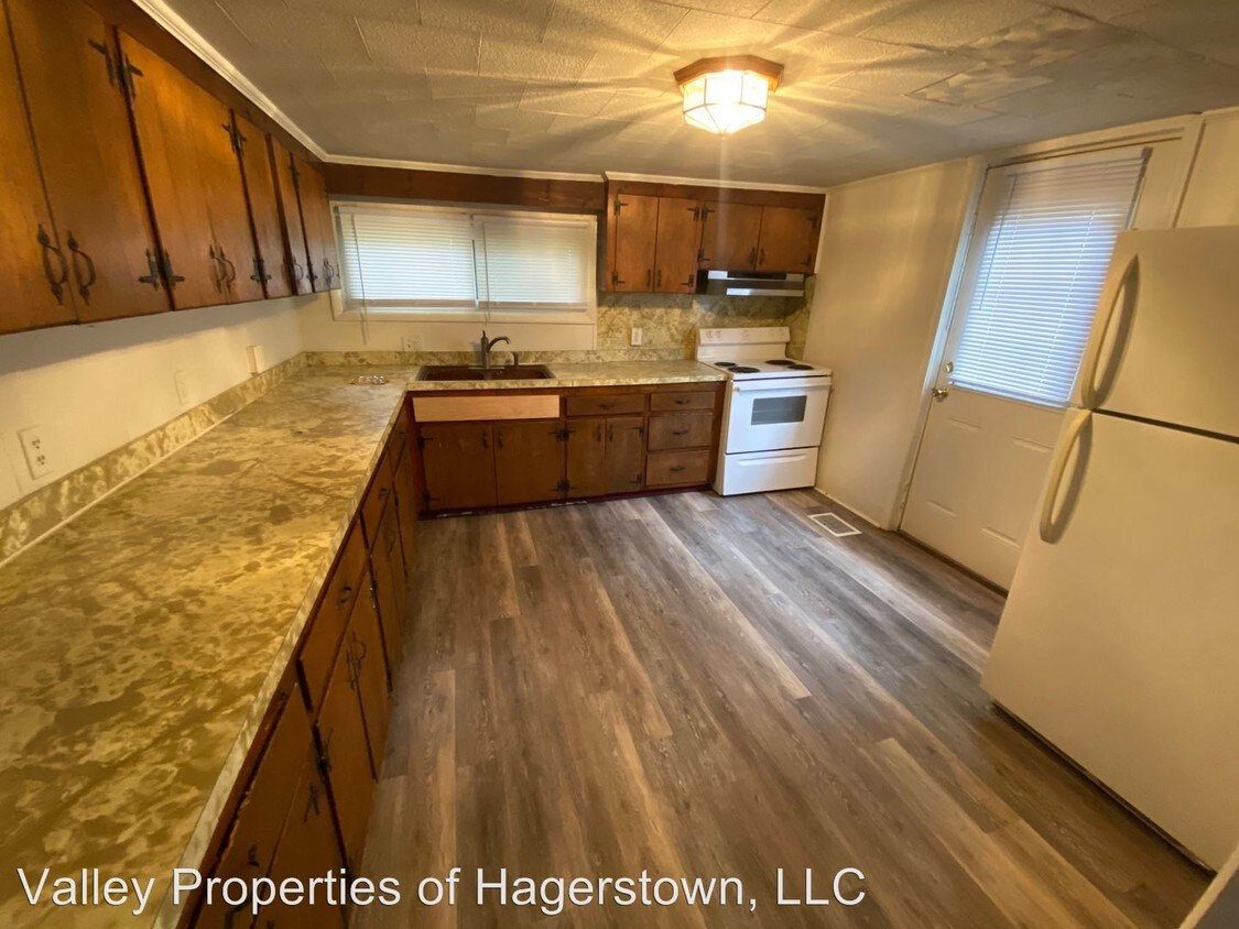 Foto principal - 2 br, 1 bath House - 24 Brent Street