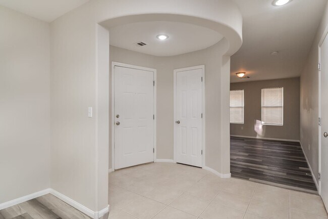 Building Photo - 7441 Granada Willows Street