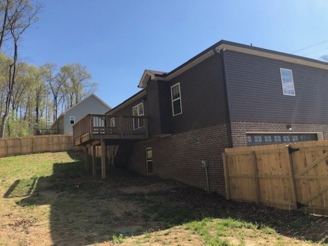 Building Photo - 111 Mangrum Rd