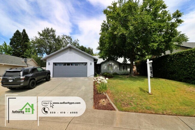 Building Photo - 3461 Meridian Dr - We Welcome Dogs with an...
