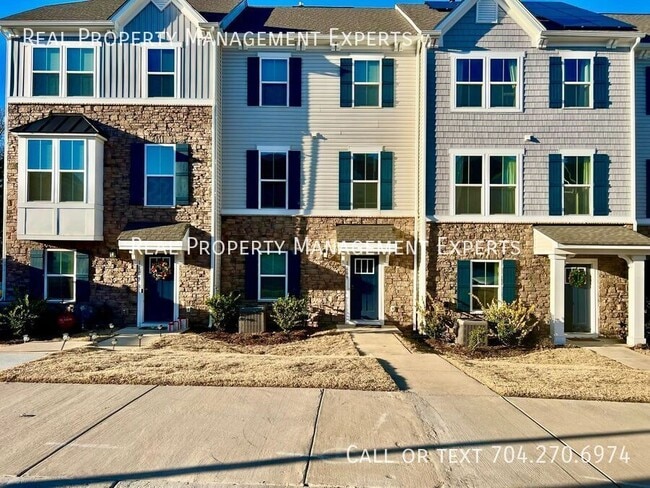 Photo - 1609 Aspire St Townhome